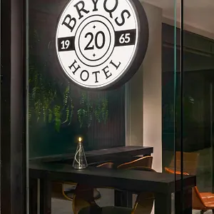 3* Отель Bryqs